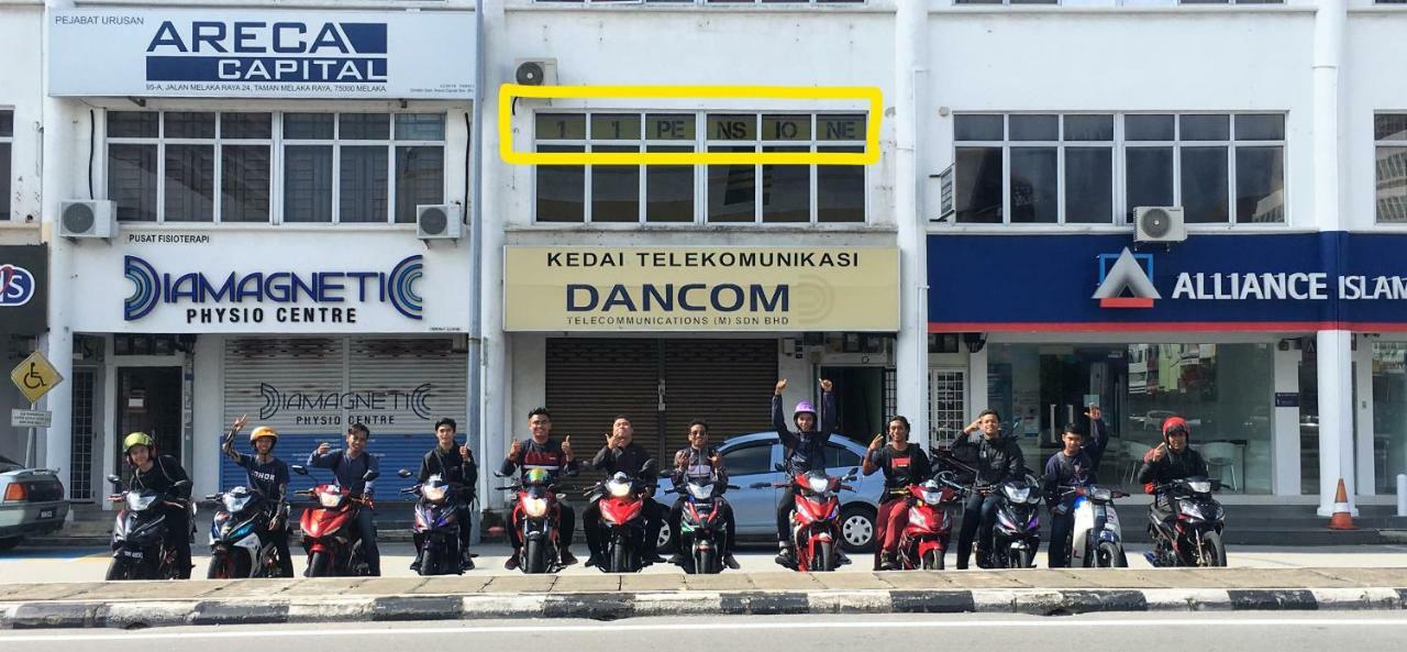 11 Pensione Malacca Eksteriør bilde
